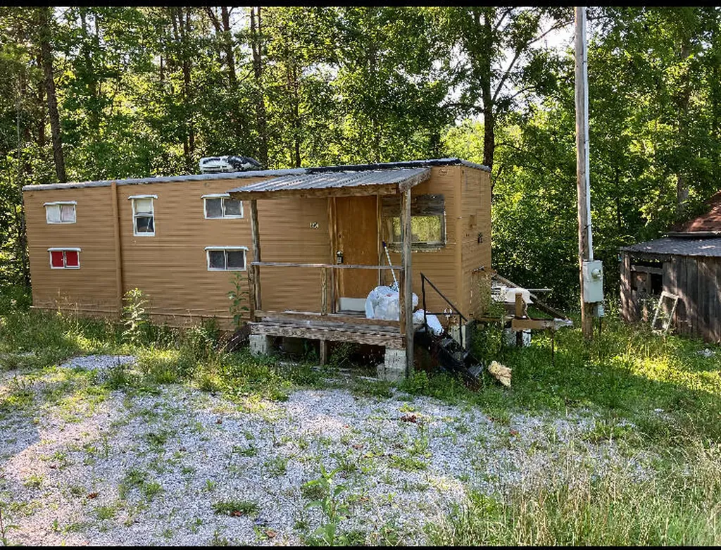 430 Highway 1643 Somerset KY 42501