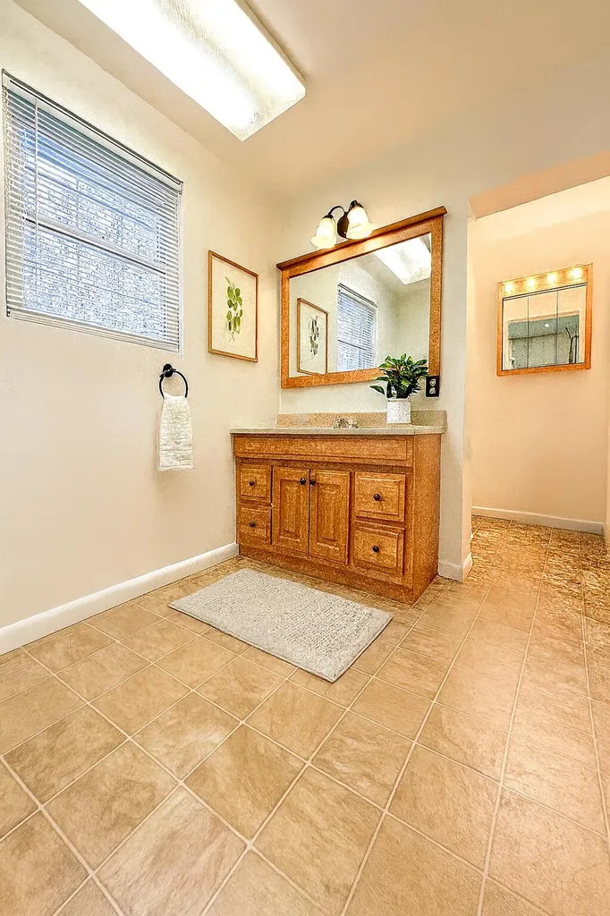 10 Logston Heights Berea KY 40403