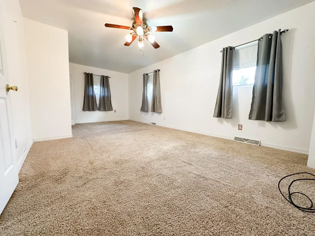 10 Logston Heights Berea KY 40403