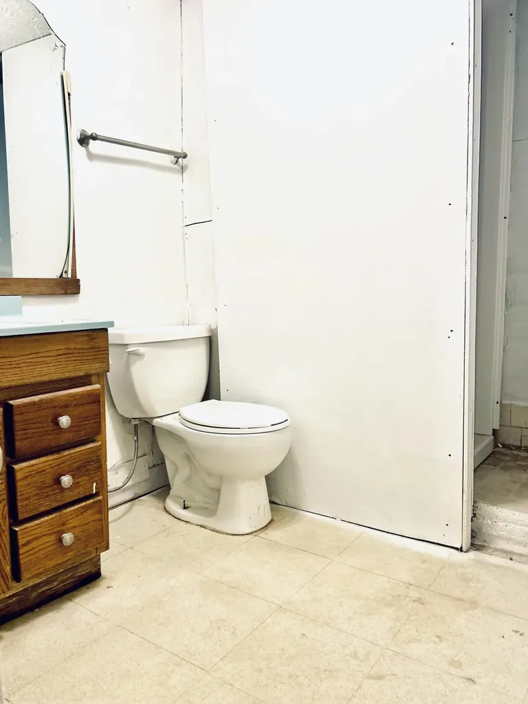 10 Logston Heights Berea KY 40403