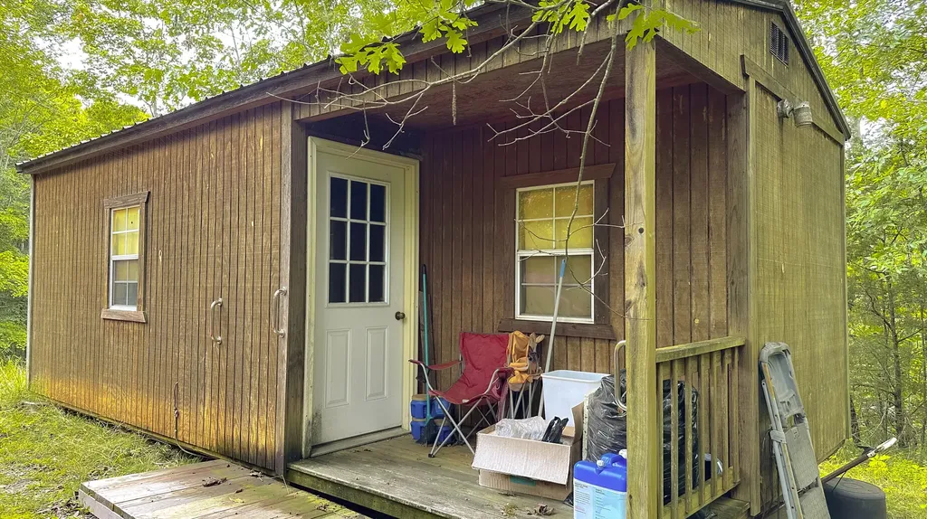 25 Cart Bell Lane Monticello KY 42633