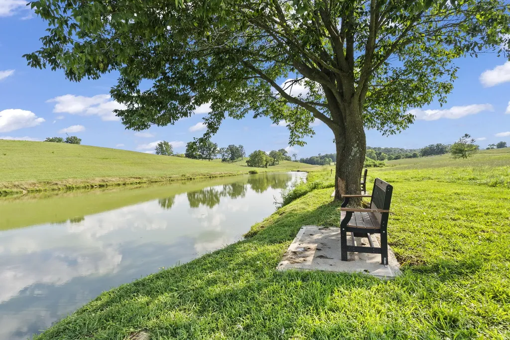 241 Eagle Ridge Lane Cynthiana KY 41031