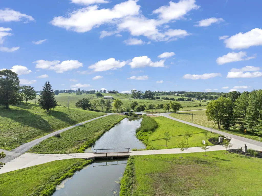 241 Eagle Ridge Lane Cynthiana KY 41031