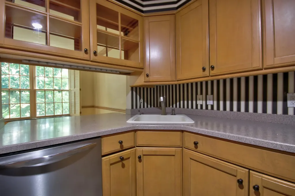 111 Woodland Avenue Lexington KY 40502