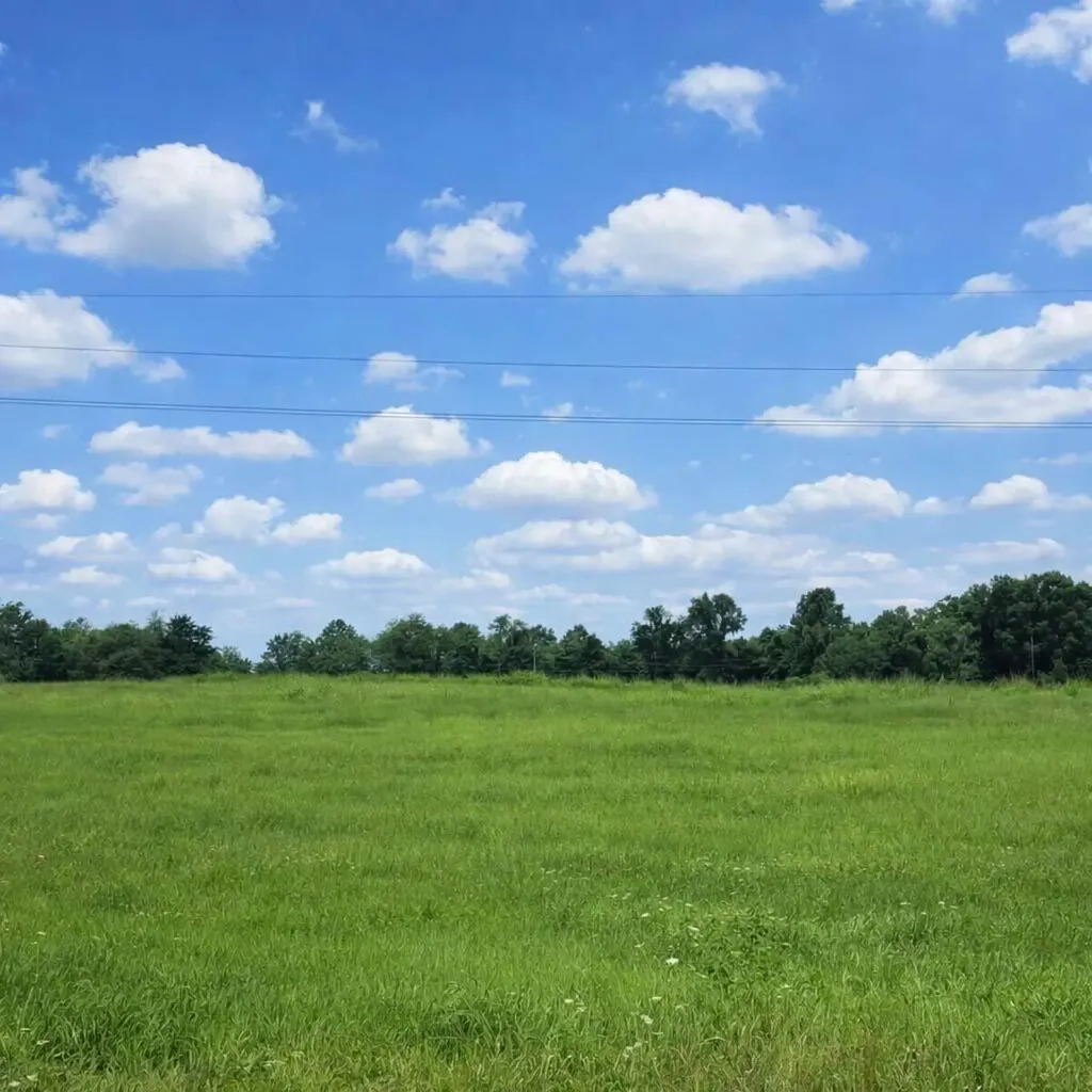 0000 W Highway 80 Russell Springs KY 42642
