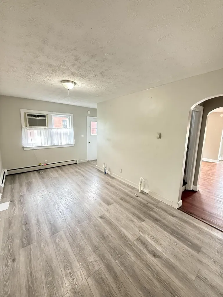 813 S 4th Street Danville KY 40422