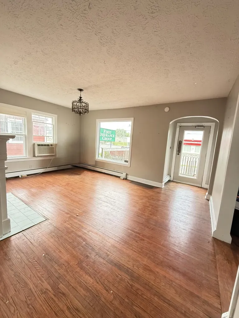 813 S 4th Street Danville KY 40422