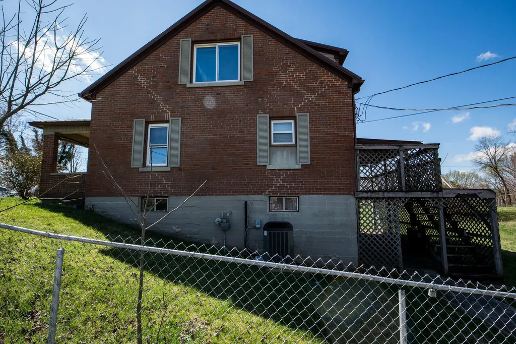 146 Cotter Avenue Somerset KY 42501