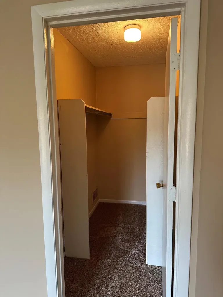 460 Lenney Drive Lexington KY 40517