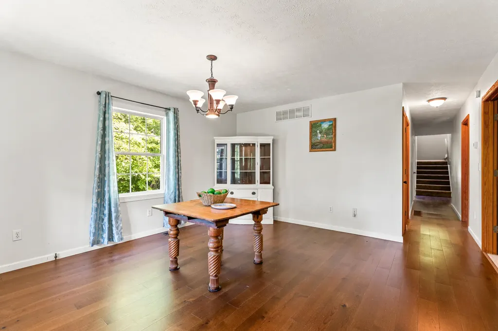 3902 Red Lick Road Irvine KY 40336