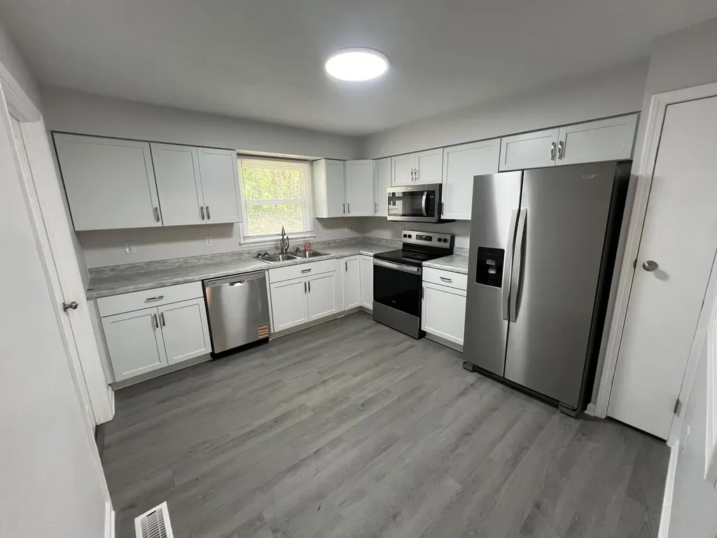 3614 Stamper Drive Winchester KY 40391
