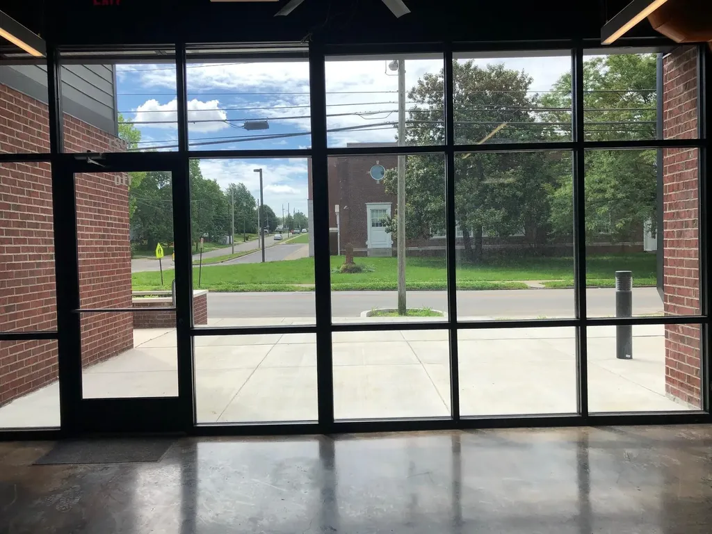 1021 Limestone Lexington KY 40505