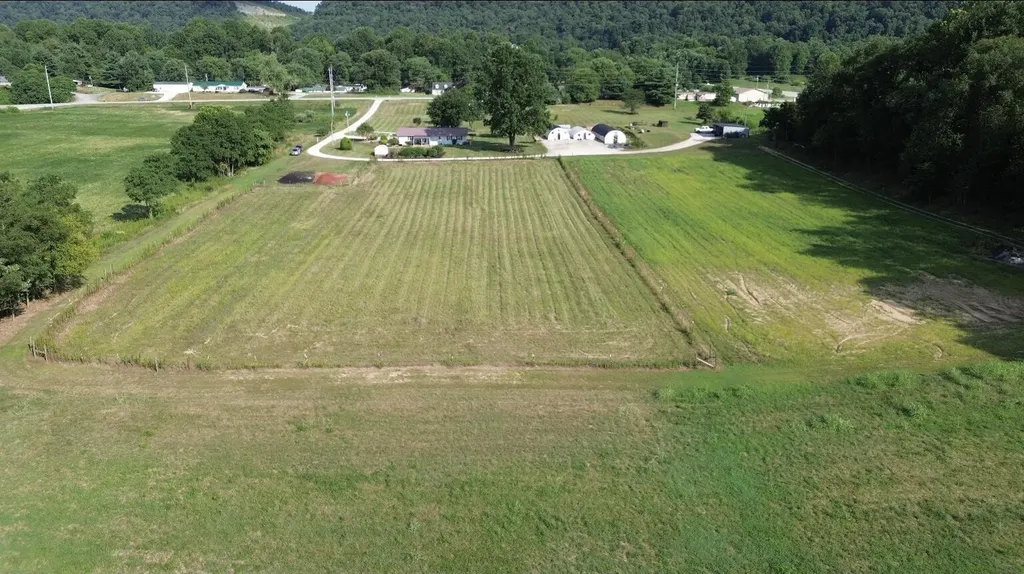 3075 Key 8 Vanceburg KY 41179