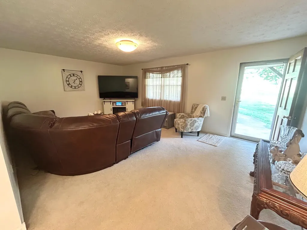3075 Key 8 Vanceburg KY 41179