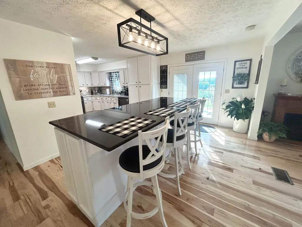 3075 Key 8 Vanceburg KY 41179