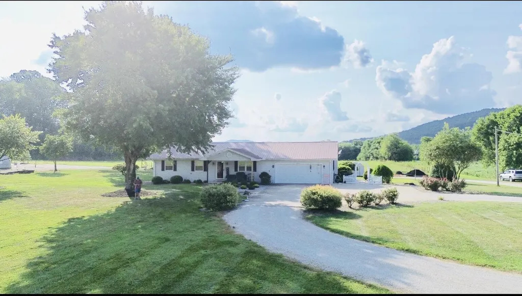 3075 Key 8 Vanceburg KY 41179