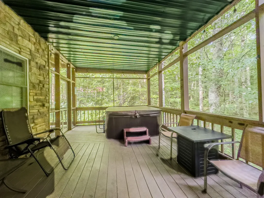 253 Stoneybrook Road Burnside KY 42519