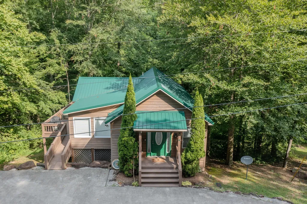 253 Stoneybrook Road Burnside KY 42519