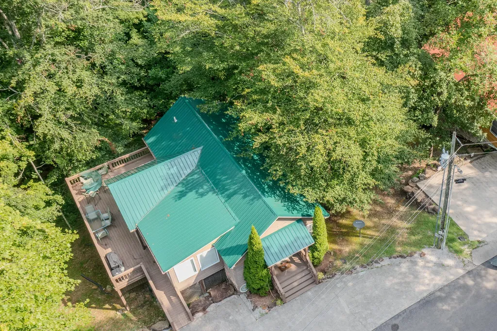 253 Stoneybrook Road Burnside KY 42519
