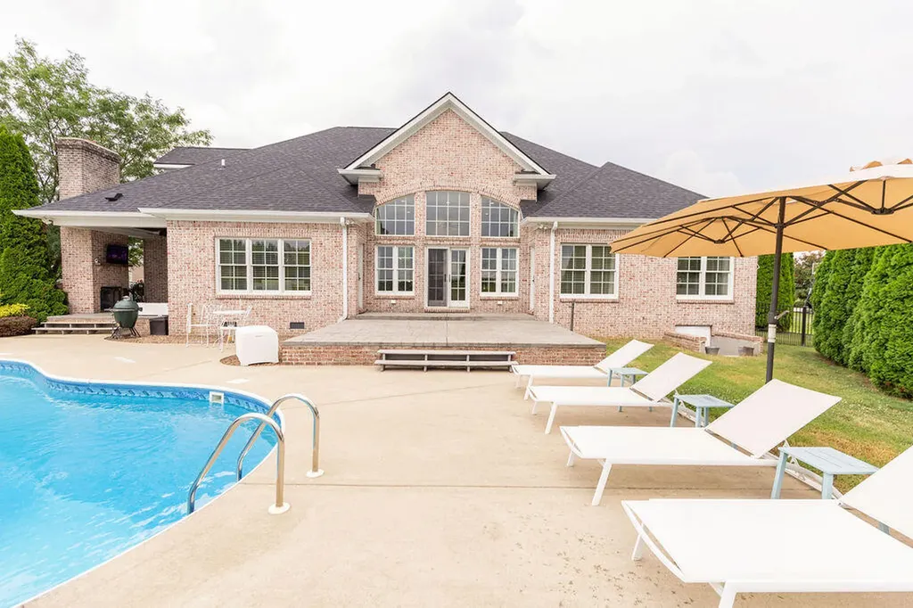 111 Tara Lane Wilmore KY 40390
