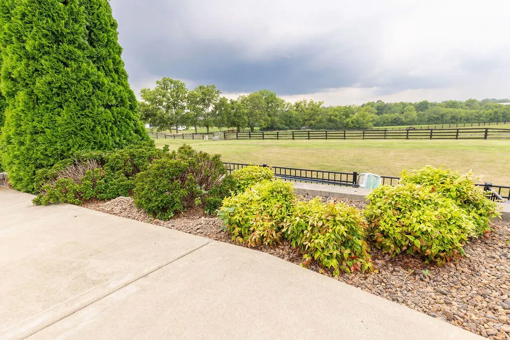 111 Tara Lane Wilmore KY 40390