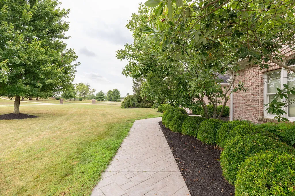 111 Tara Lane Wilmore KY 40390