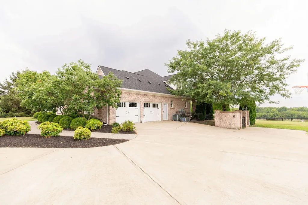 111 Tara Lane Wilmore KY 40390