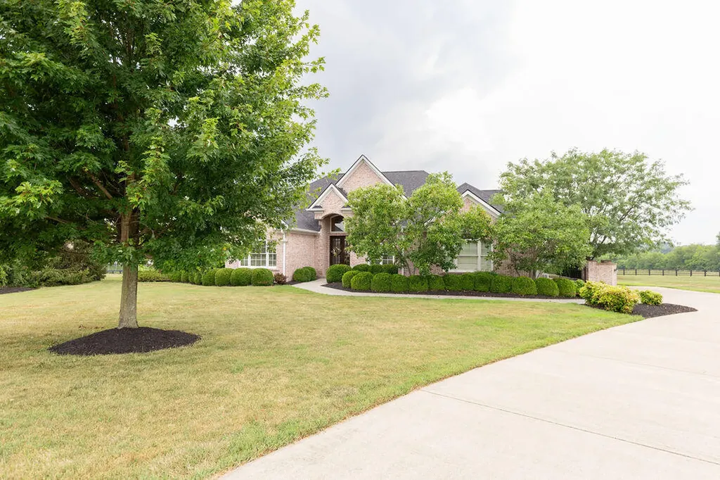 111 Tara Lane Wilmore KY 40390