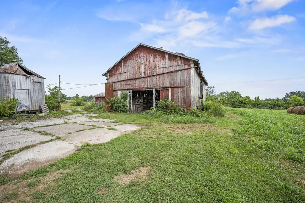 3475 Frankfort Ford Road Wilmore KY 40390