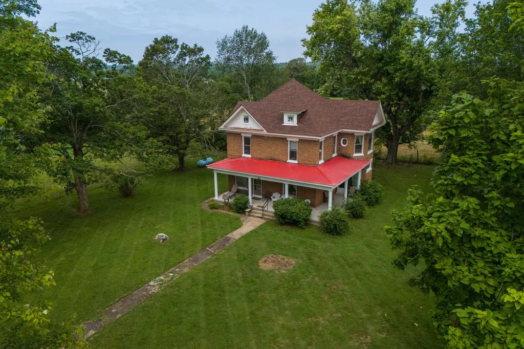 3475 Frankfort Ford Road Wilmore KY 40390