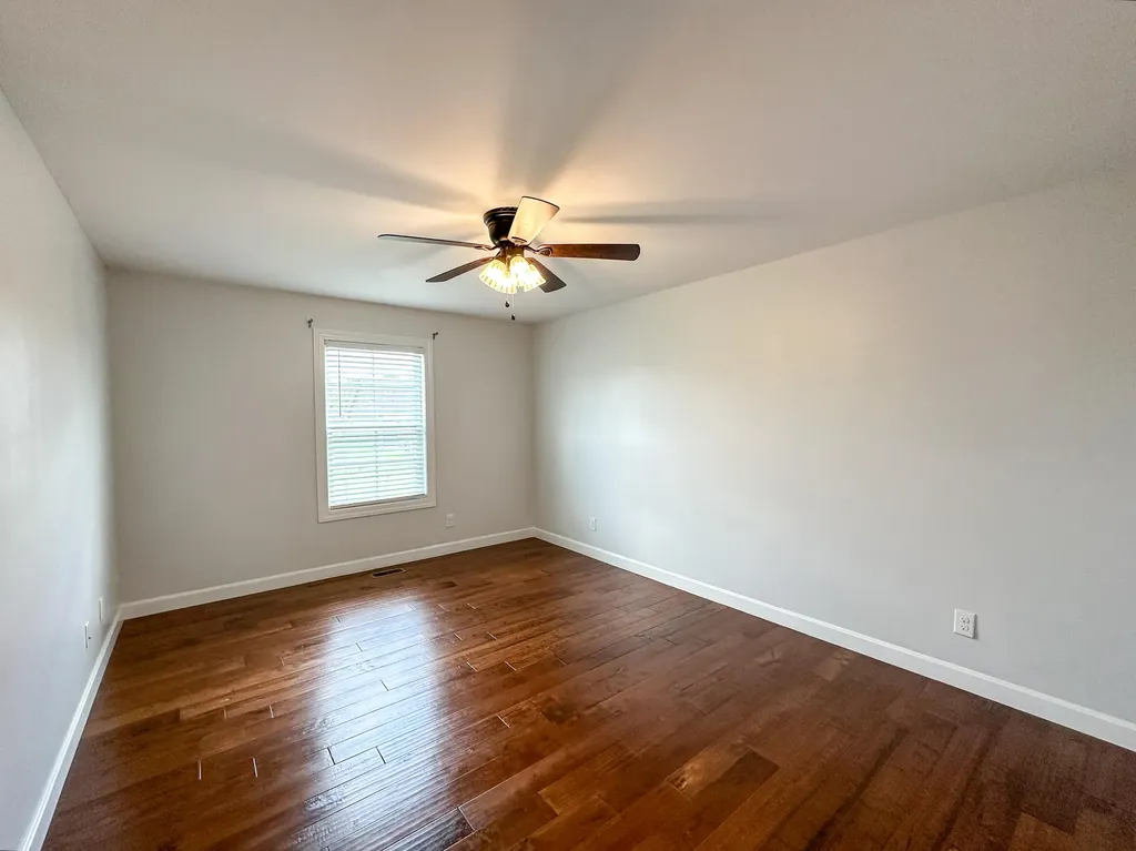 3304 Barbourville Road London KY 40744