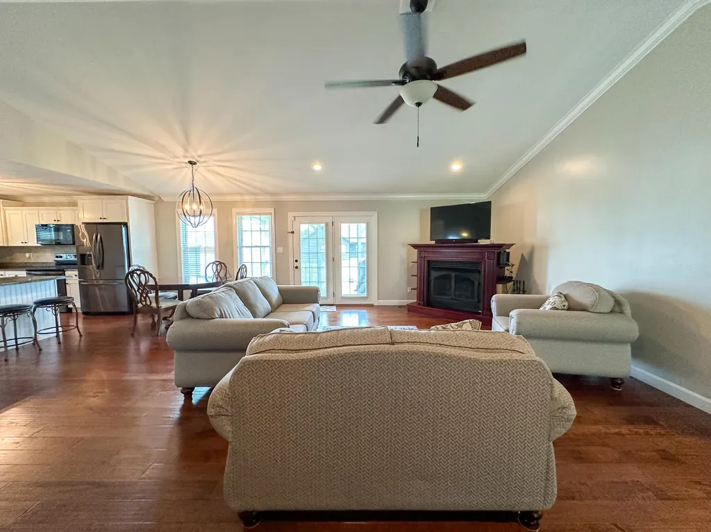 3304 Barbourville Road London KY 40744
