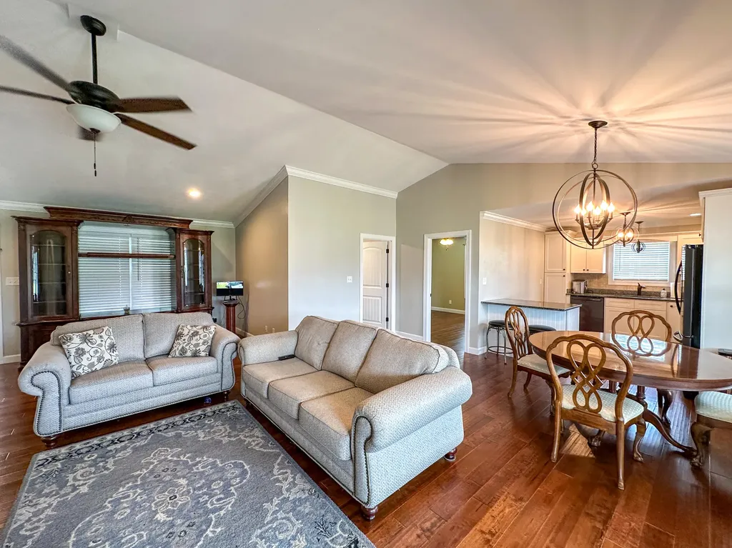3304 Barbourville Road London KY 40744