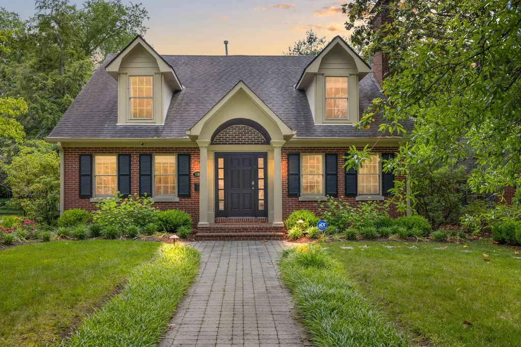 Lexington KY, 1184 Lakewood Drive