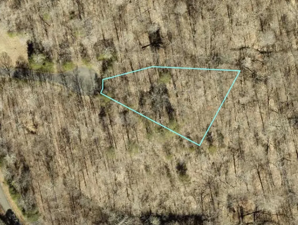 Lot 5 Briarwood Russell Springs KY 42642