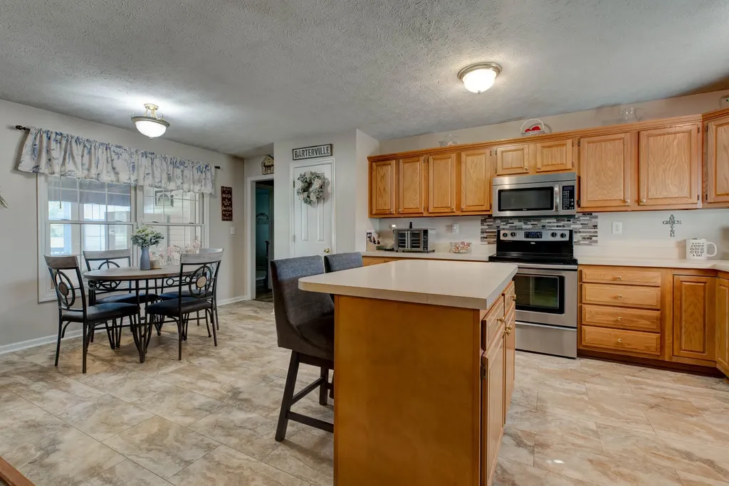 617 E Arrowhead Trail Mt Sterling KY 40353