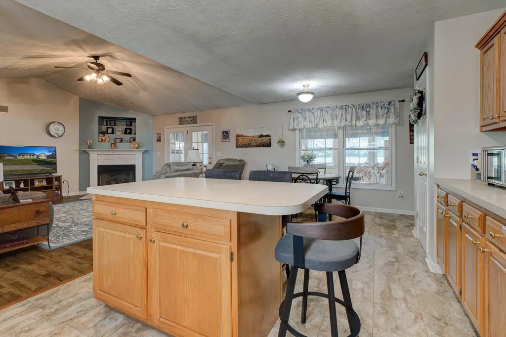 617 E Arrowhead Trail Mt Sterling KY 40353
