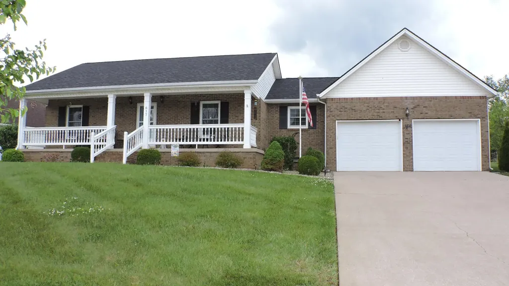 617 E Arrowhead Trail Mt Sterling KY 40353