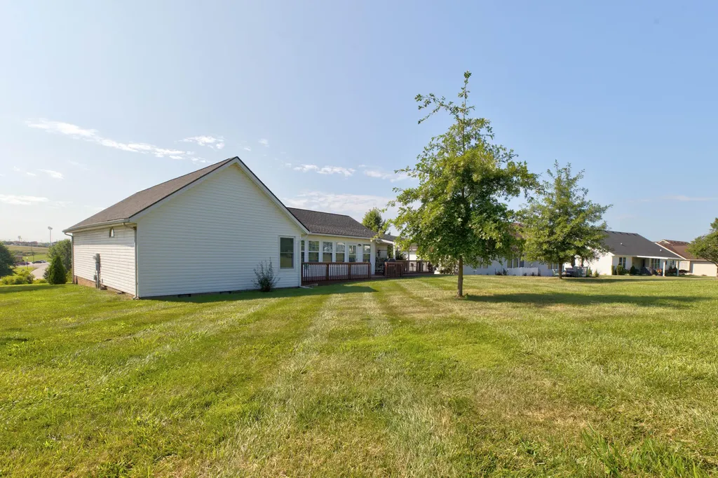 617 E Arrowhead Trail Mt Sterling KY 40353