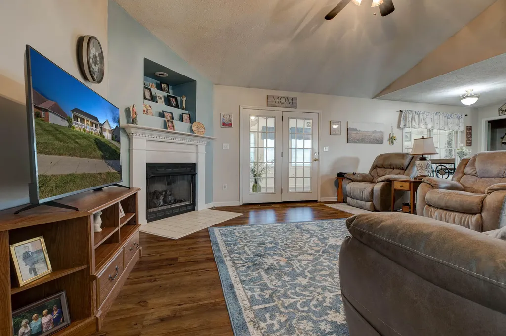 617 E Arrowhead Trail Mt Sterling KY 40353