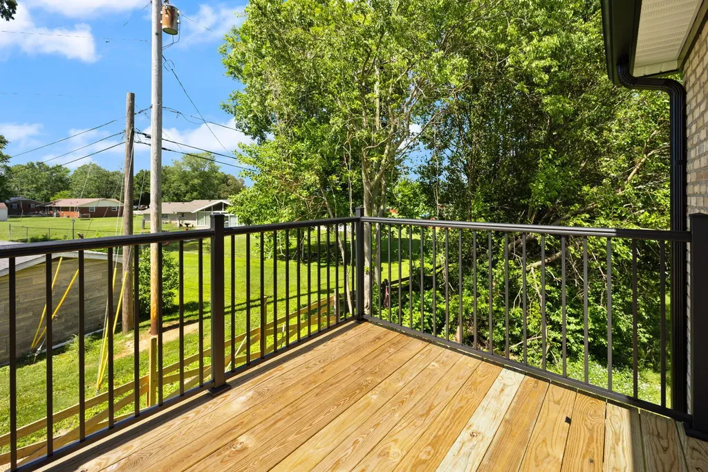 B2 Nasim Way Somerset KY 42501
