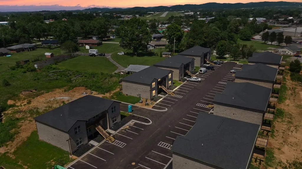 B2 Nasim Way Somerset KY 42501