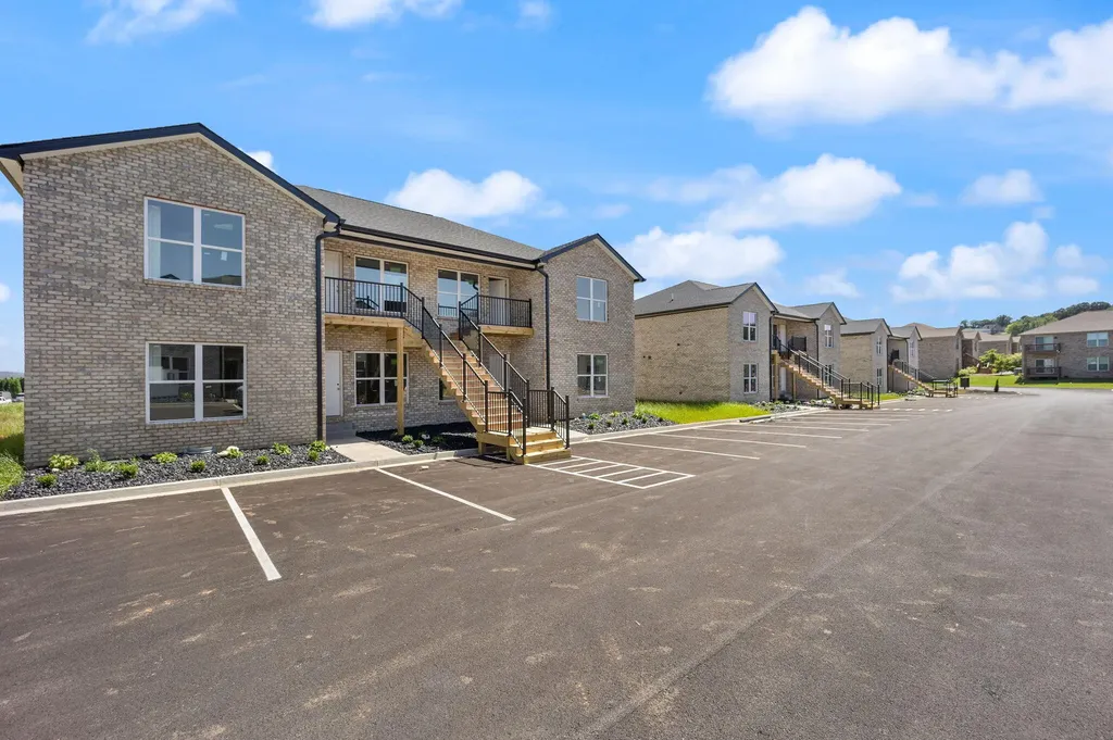B2 Nasim Way Somerset KY 42501
