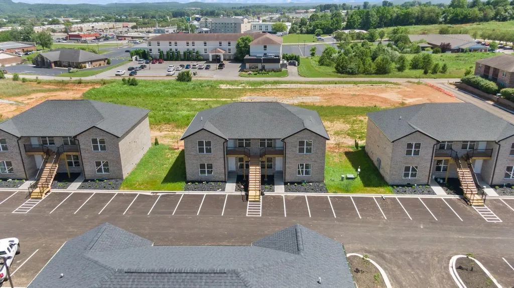 B2 Nasim Way Somerset KY 42501