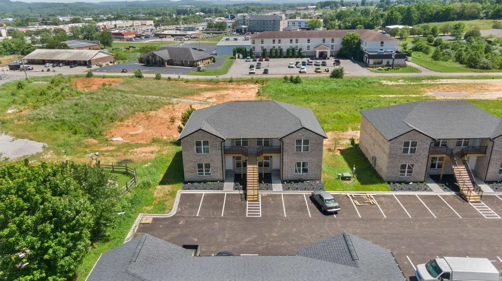 B2 Nasim Way Somerset KY 42501