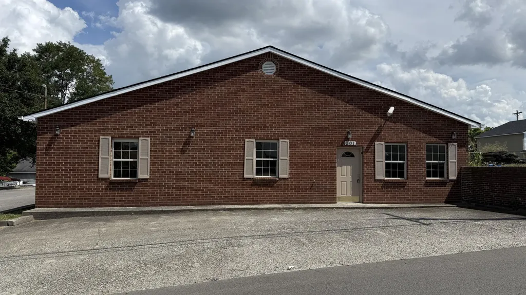 301 Steep Street Richmond KY 40475