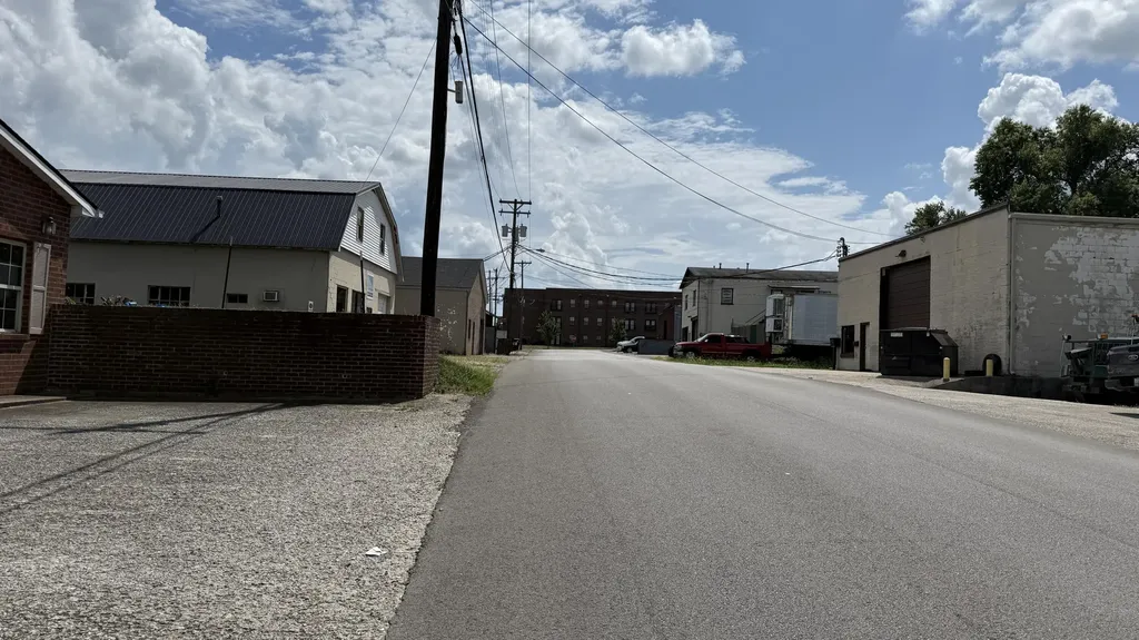 301 Steep Street Richmond KY 40475