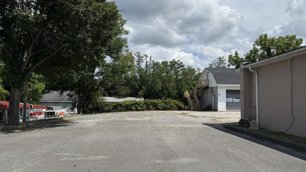 301 Steep Street Richmond KY 40475