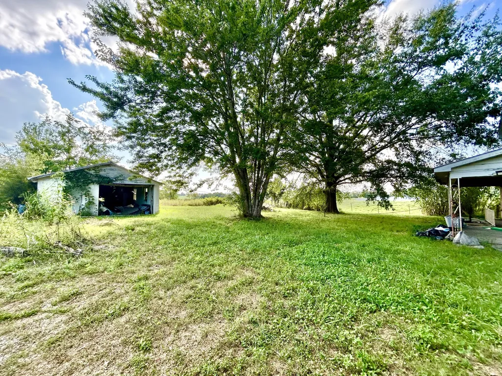 10185 W Highway 80 Nancy KY 42544