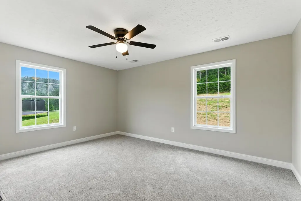 2461 Lambert Road Berea KY 40403